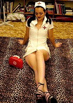Donna Derriere